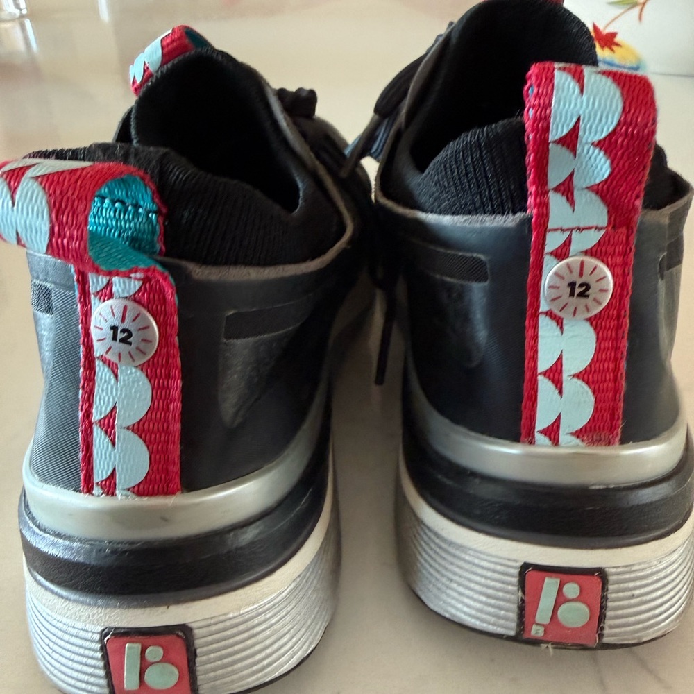 BALA Twelves in the "Nocturnal Black Black Nursing Sneakers w 6.5 M 5 - Picture 3 of 6